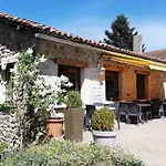 Campingplatz Mobil-home Confortable Avec Terrasse Pour 4 Personnes A - Api-1-52-291 *