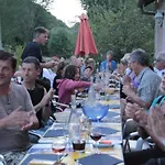 Campingplatz Mobil-home Confortable Avec Terrasse Pour 4 Personnes A - Api-1-52-291