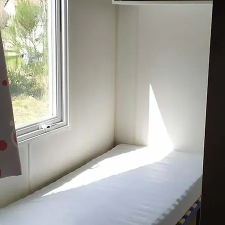 Кемпинг Mobil-home Confortable Avec Terrasse Pour 4 Personnes A - Api-1-52-291 Vorey